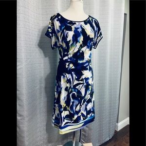 SALE!!!  LN CALVIN KLEIN MULTICOLORED DRESS SIZE 8